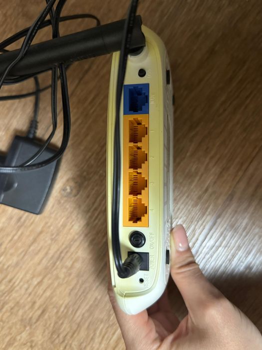 Продам wifi роутер TP-link