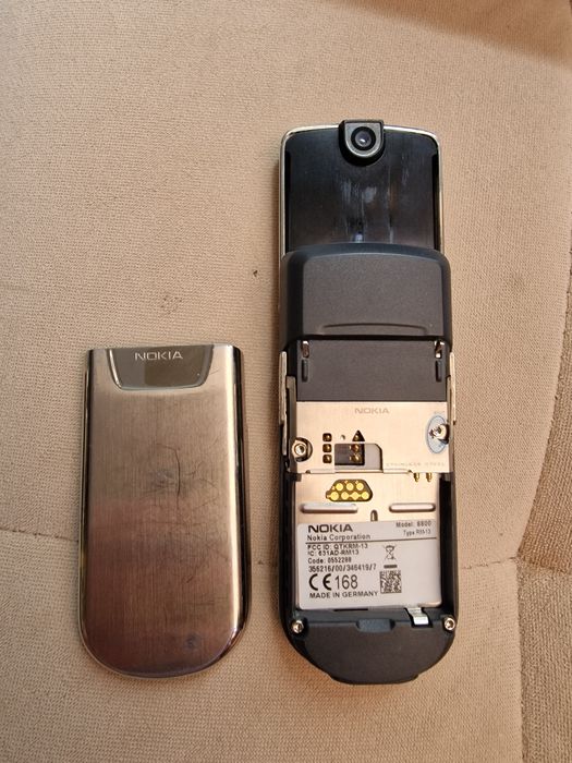 Продава Nokia 8800
