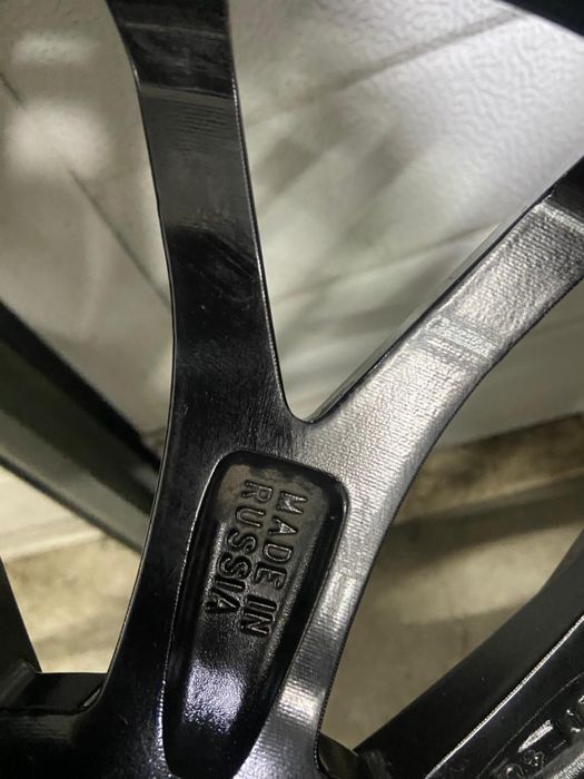 Диски на авто R18