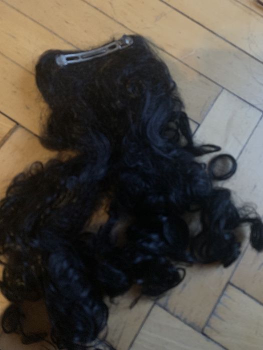 Перука розова- 5€/бр