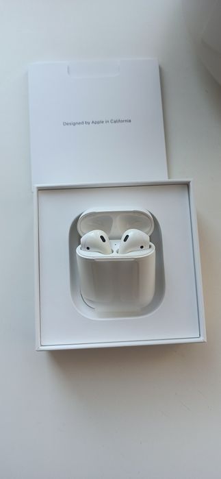 Айфон се +айрподс 2