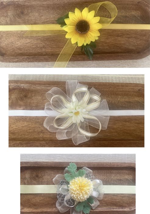 Сватбени гривни и бутониери! Доза цвят за най-щастливия Ви ден!