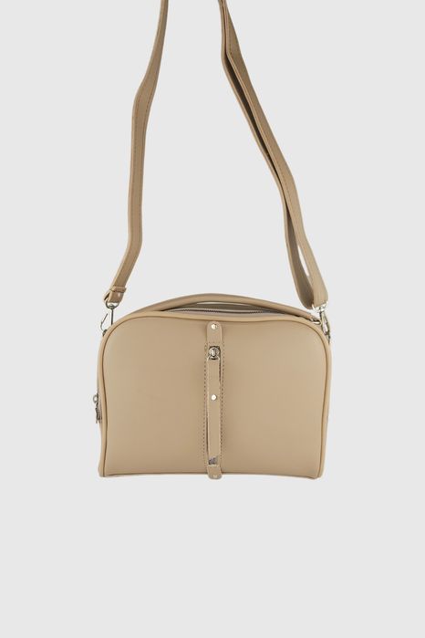 НОВО! ЛИКВИДАЦИЯ! Дамска чанта с дълга презрамка и много джобове