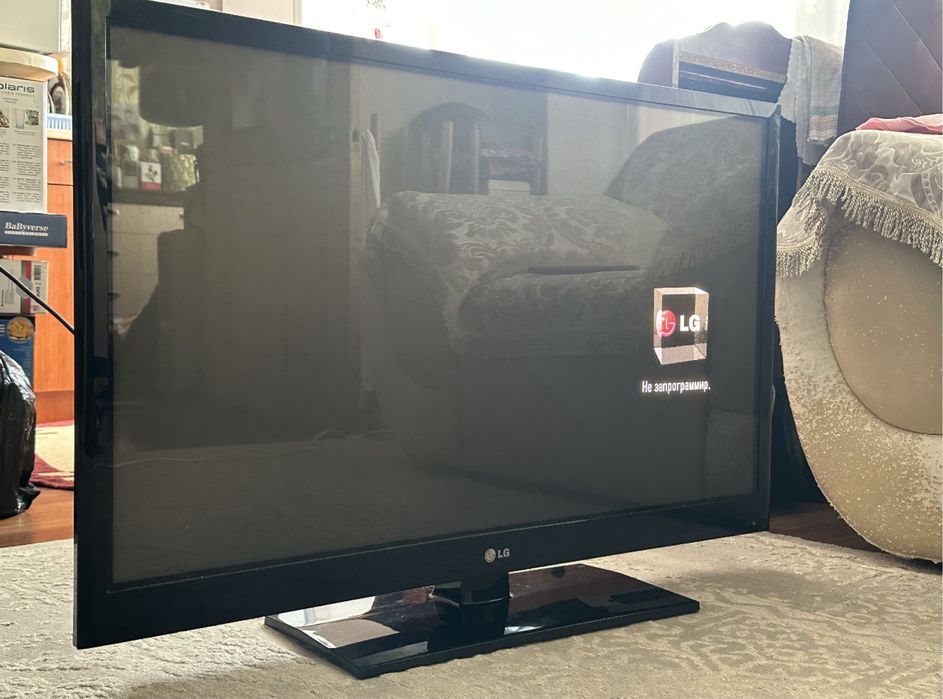 Продам телевизор LG