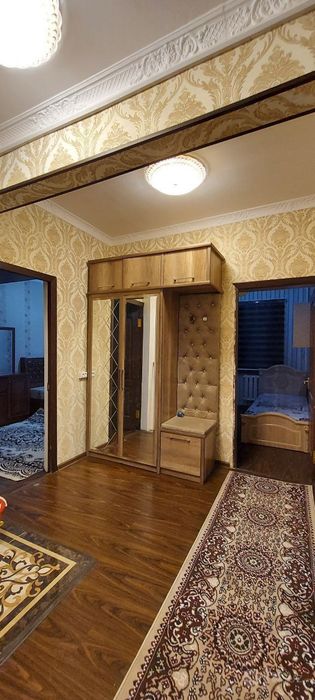 Аренда Себзор 4 хона 3 этаж 650у,е