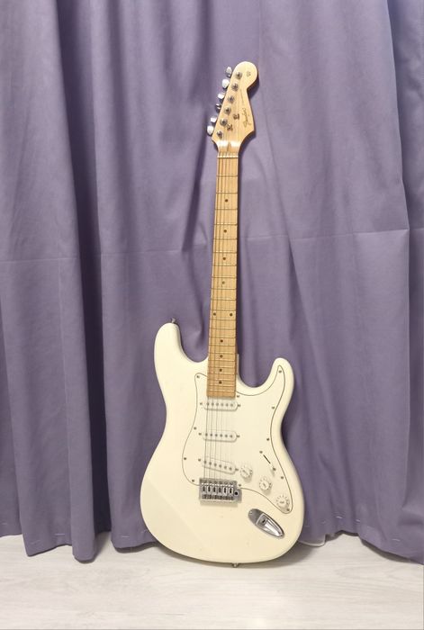 Электрогитара Fender