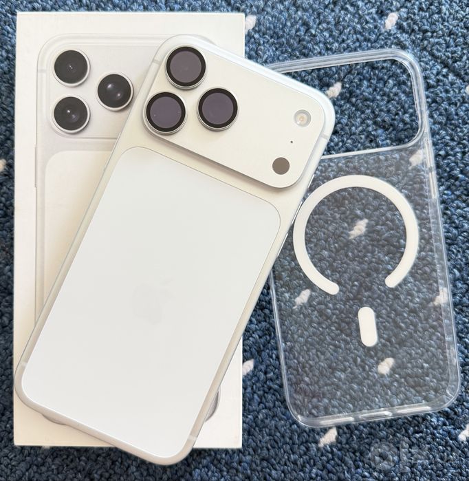 iphone 17 PRO MAX на 256гб/АКБ 100%/КОРОБКА ДОКУМКЕТ ФУЛЛ