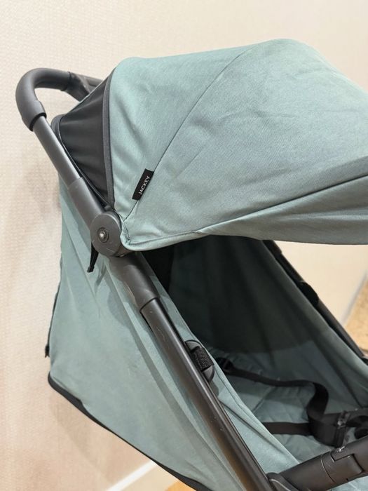 Продам коляска easy walker jackey