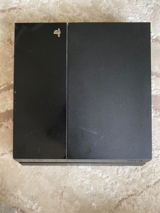 PS4 в отличном состоянии