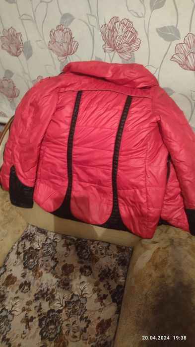 Продам куртку...