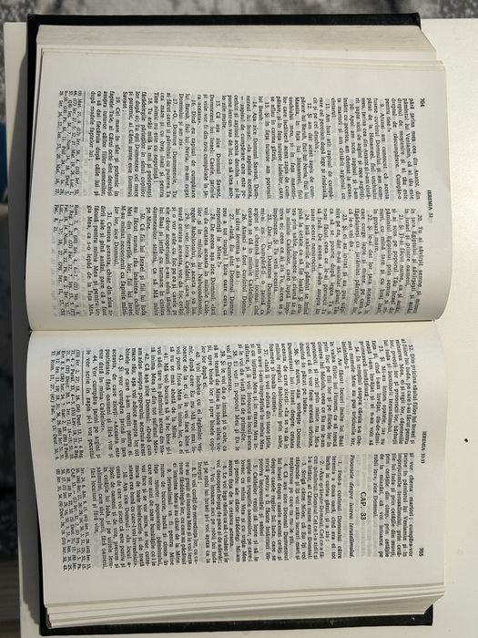 Biblia sau Sfînta Scriptura 1982