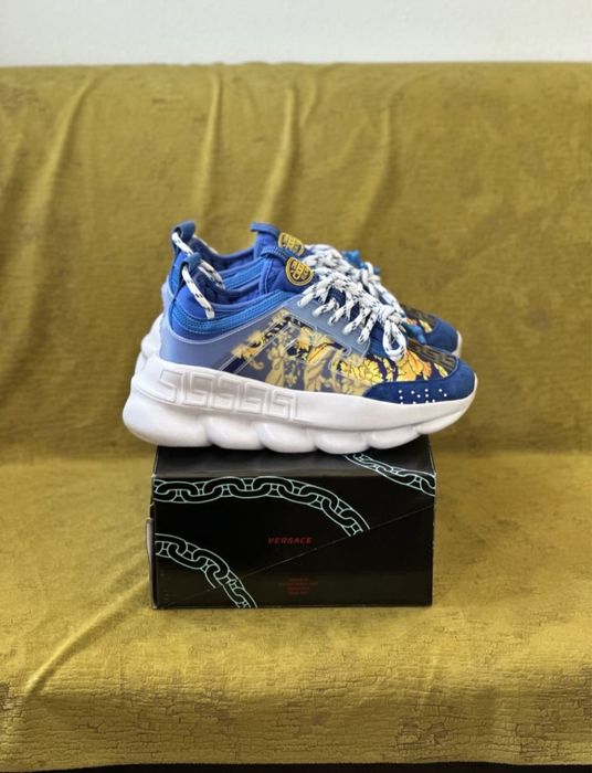 versace chain reaction