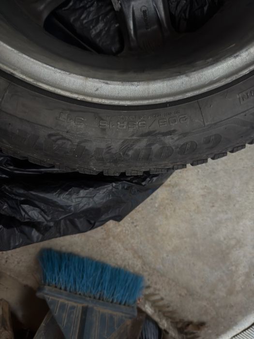 Vand Jante R16 205/55 cu cauciucuri ca noi de iarna, GOOD YEAR!