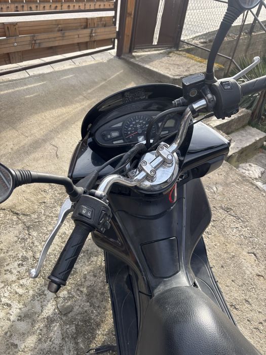 Скутер honda pcx 125