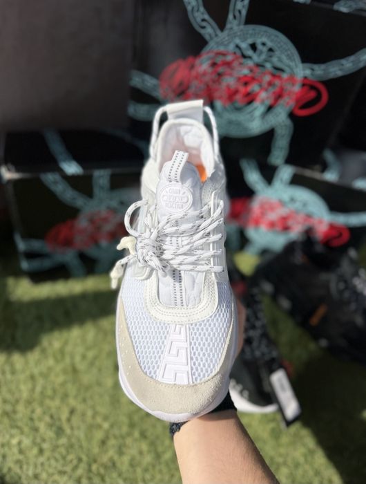 Versace Chain Reaction