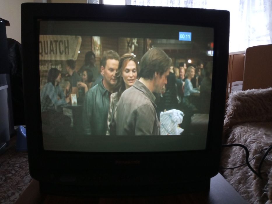Телевизор Panasonic , CRT(киноскопен) 21" (инча)