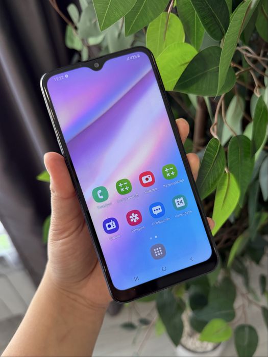 Продам Samsung 10S