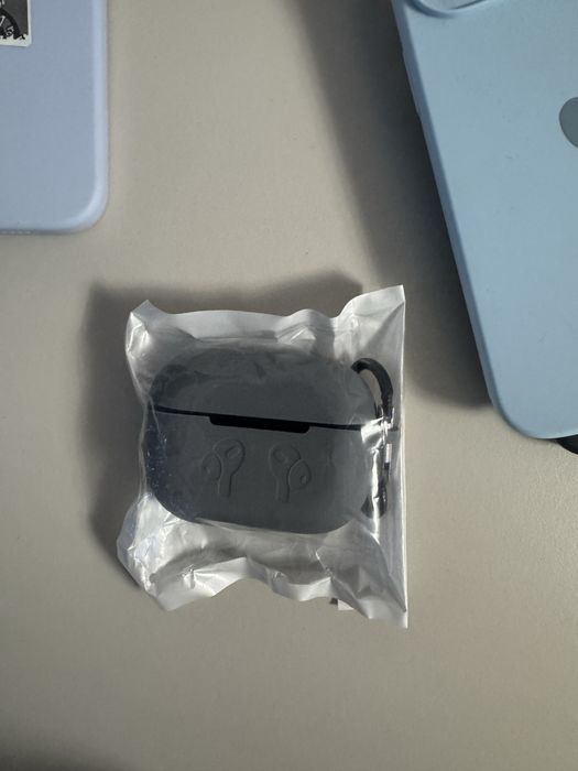 Чехолы на IPhone 15 Pro Max