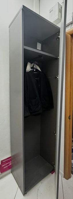 Отдам даром шкаф