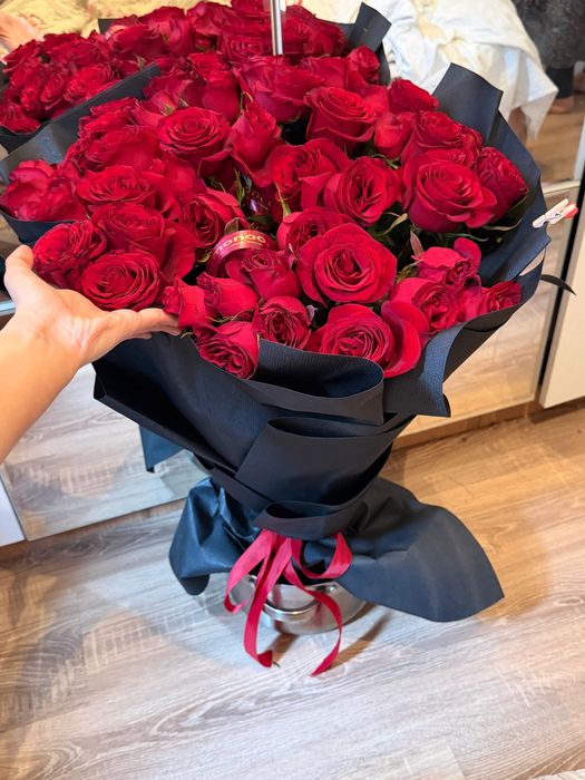 Цветы 51 роза 8к