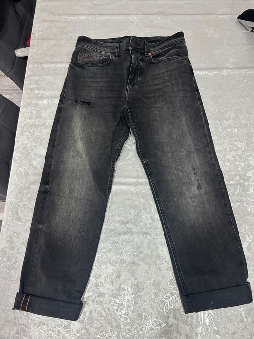 Мъжки дънки Hugo Boss