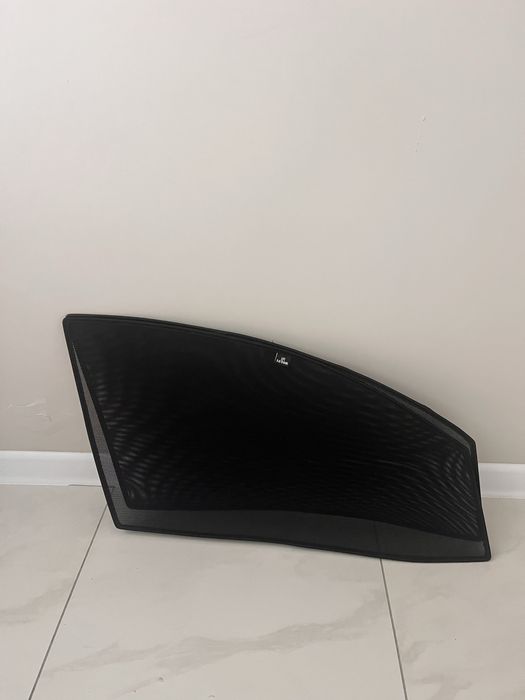 Шторки на тойота ипсум