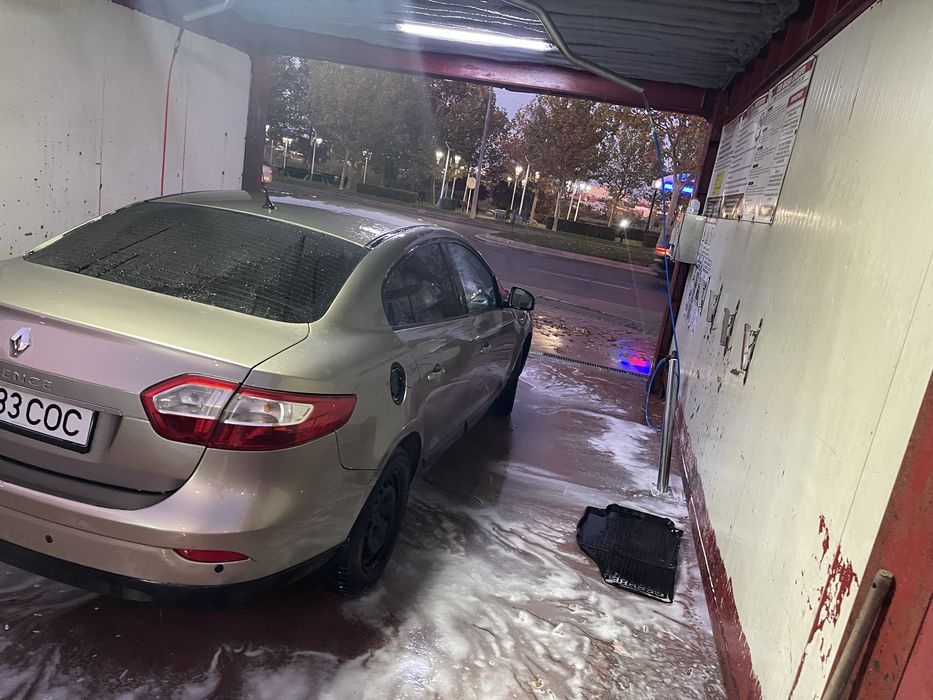 Vand sau schimb renault