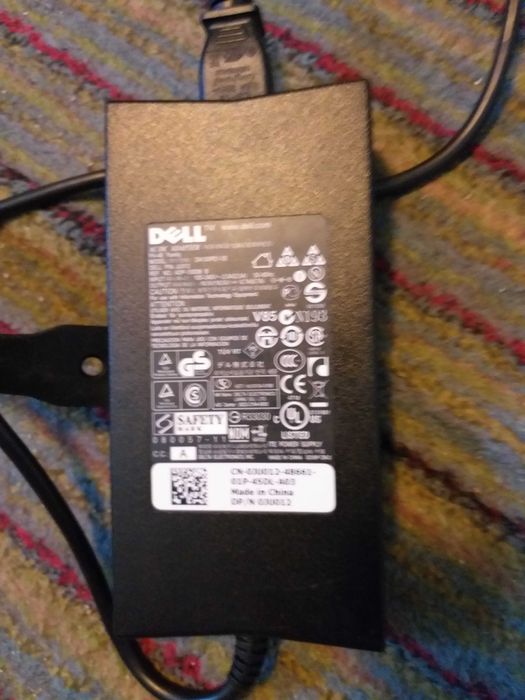 Alimentator laptop DELL 19, 5 v - 130 WATI, 6,7 AMPERI