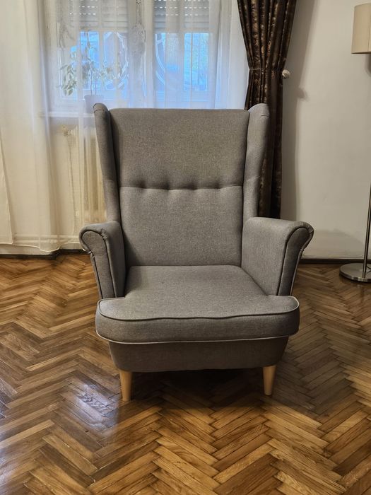 Vând mobilier cabinet