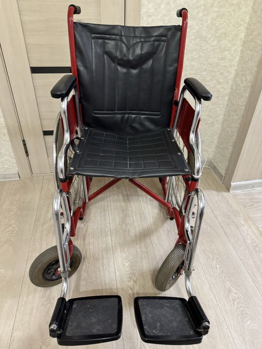 Инвалидная коляска 4000 тг