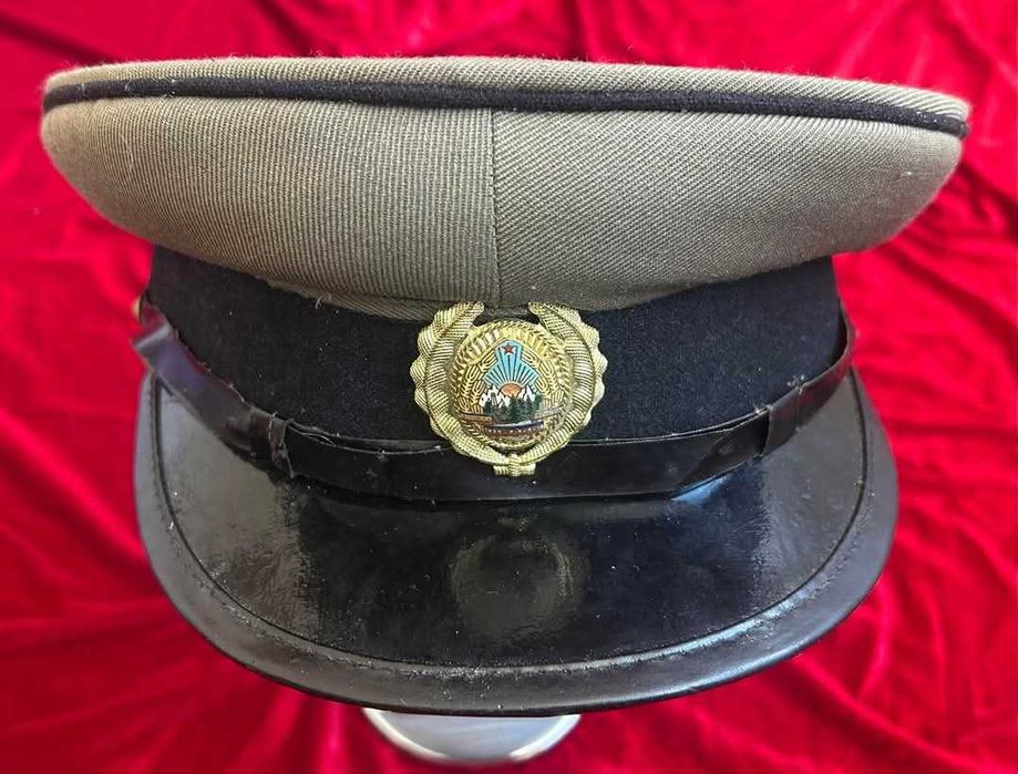 Uniforma militară Subofițer Tancuri cu Centura diagonală și Cizme