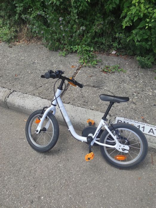 Vând bicicleta pentru copii 14''