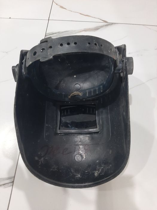 Продам сварочный каск и очки