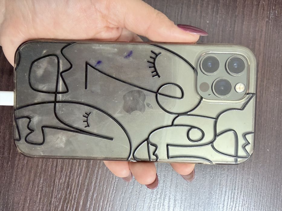 Iphone 12 pro, 256 GB. 89% батарея