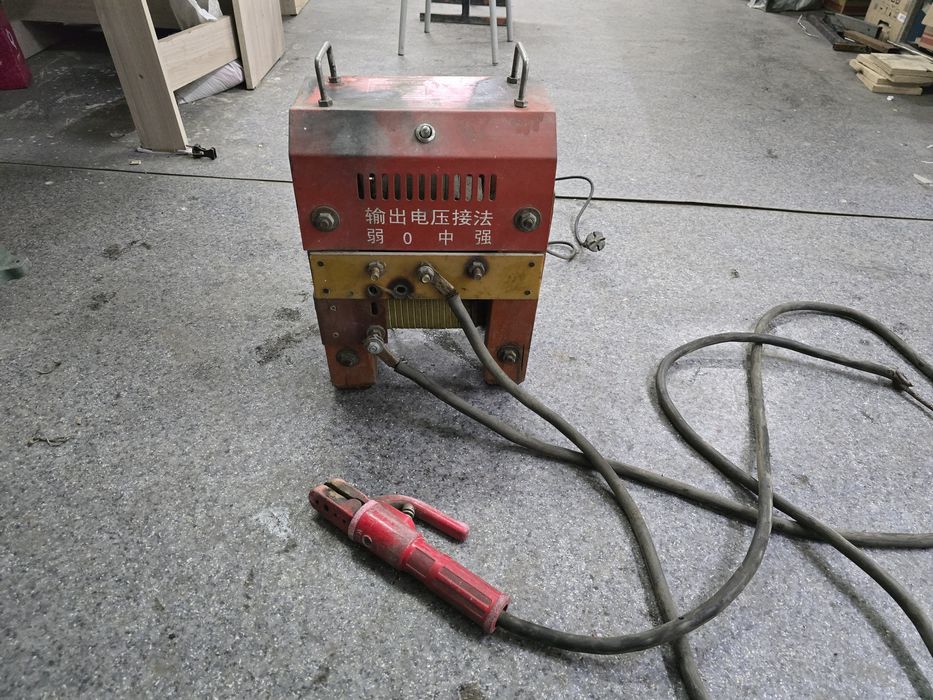 Сварочный аппарат 380#220вольт