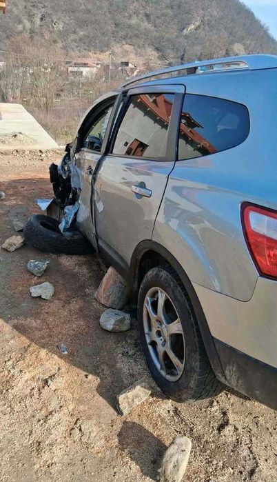 Vand epava Nissan Qasqui +2