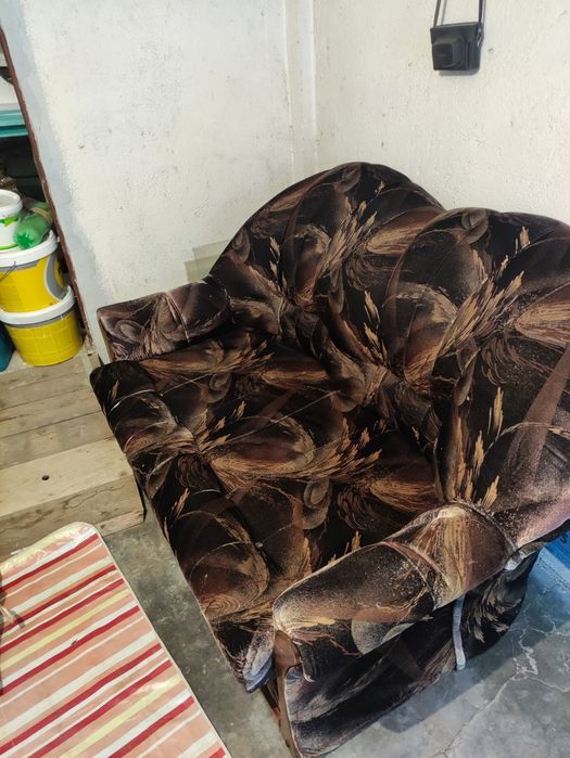 Диван с пружина за спане