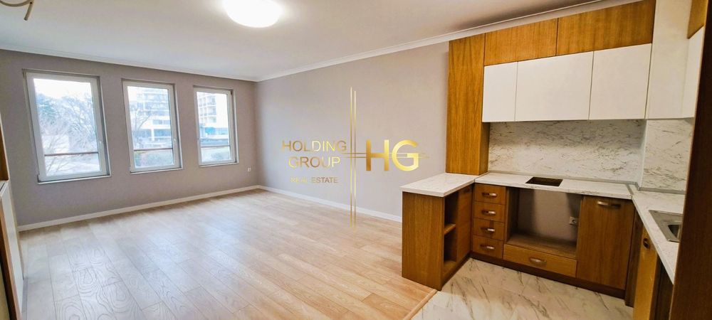 Продава се Тристаен апартамент в к.к. Св.Св. Константин и Елена - 114 кв.м за 2179 €/кв.м - Снимка #2