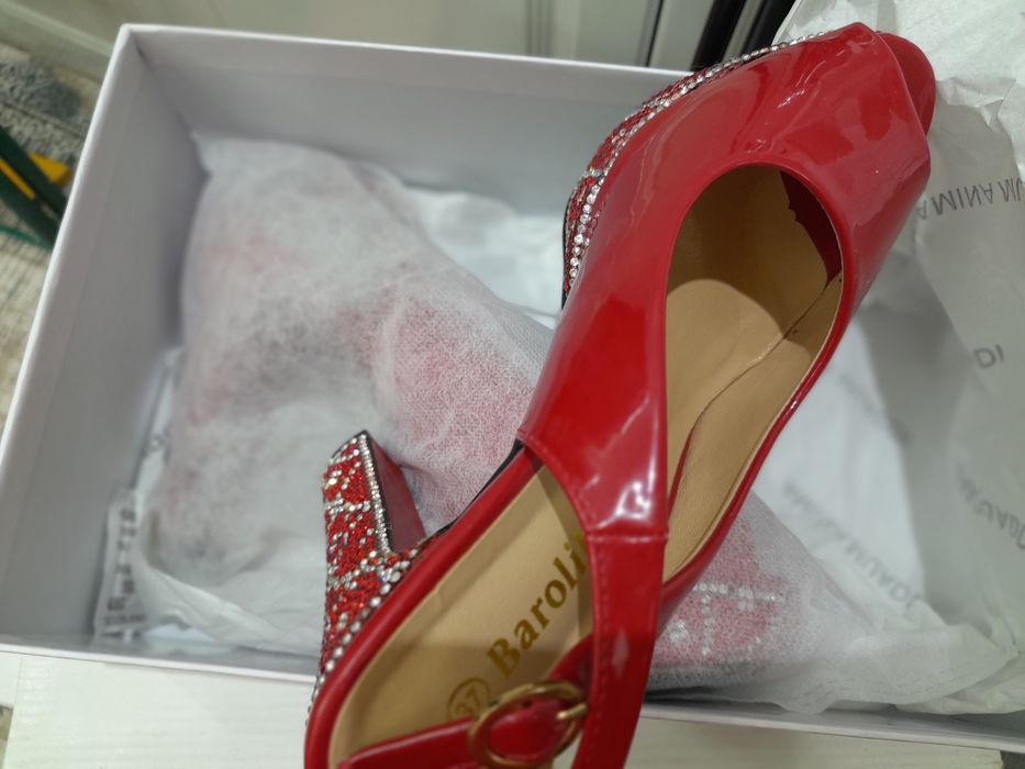 Красные Босоножки