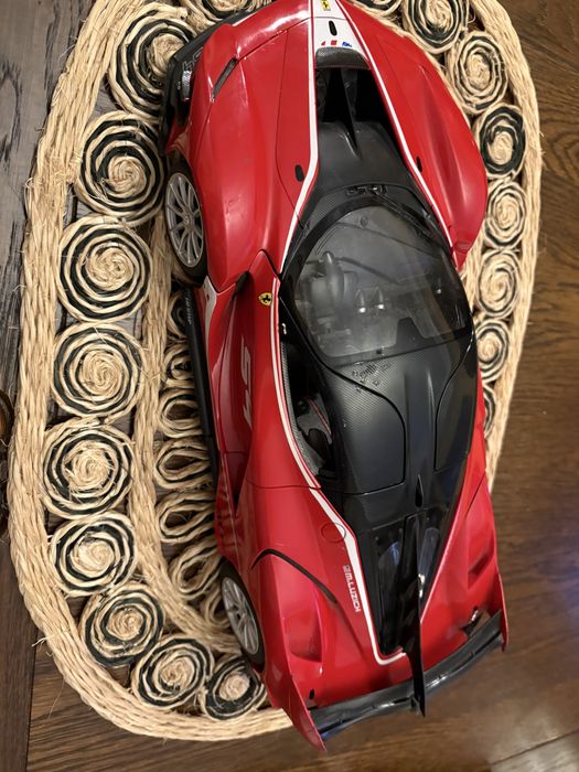 masina ferrari stare buna