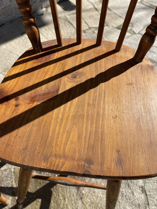 Дървени столове тип щъркел