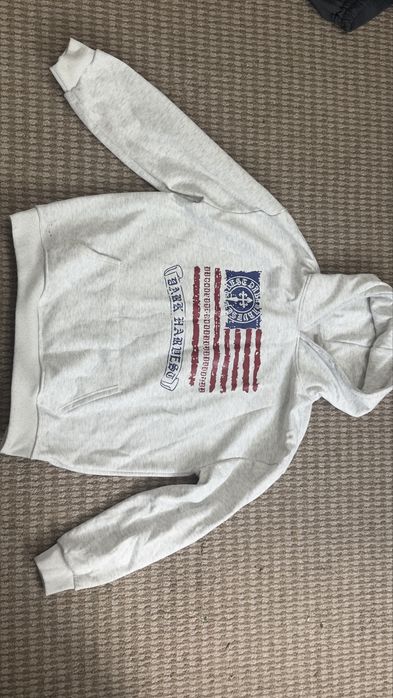 Продам женские одежды срочно продам