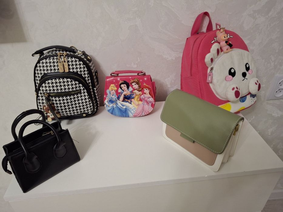 Продам сумки детские цены разные