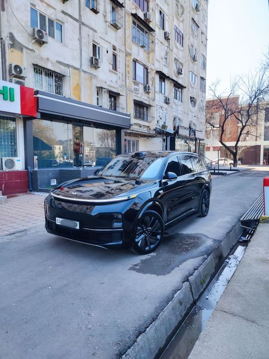 Lixiang L9 Ultra sotiladi kraska toza