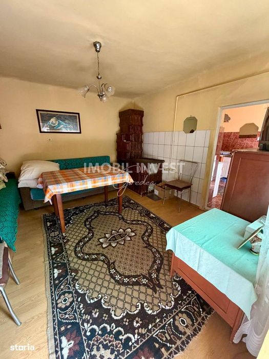 Casa individuala, 1400 mp Teren, 4 camere, pivnita