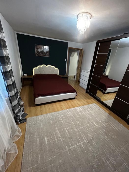 Vand Apartament 3 camere parter din 4 etaje decomandat Vulcan (HD)