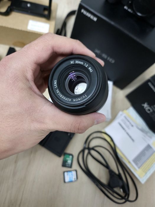 Продам фотоаппарат Fujifilm X-S10