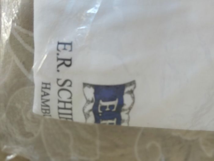 Продавам италиански и немски тениски, цена на бройка