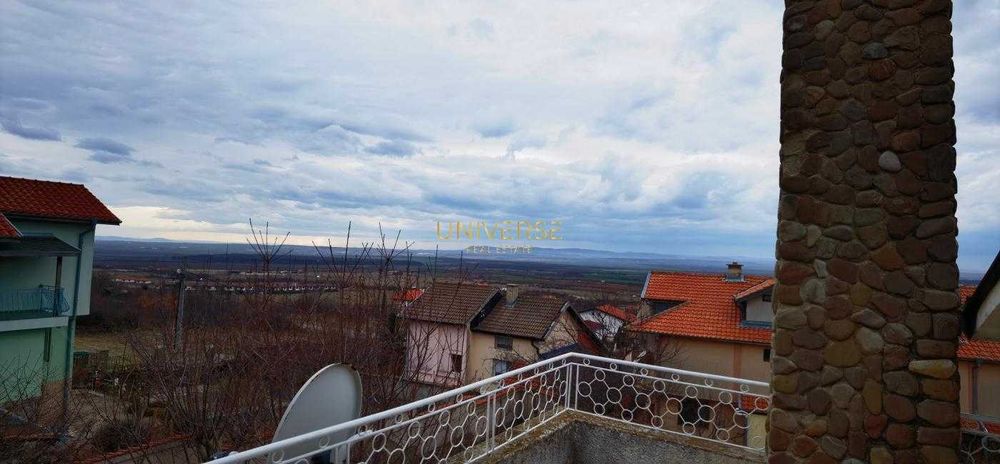 Къща за продажба в Кошарица #6270