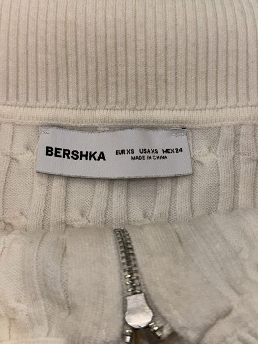 BERSHKA блузи с дълъг ръкав